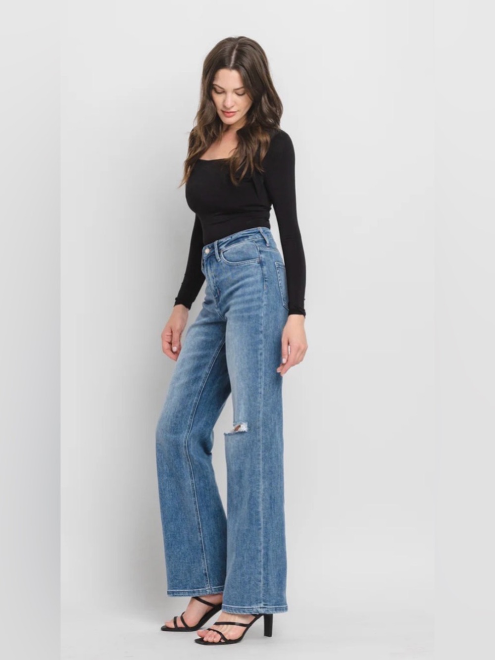 Vervet Super High Rise 90s Flare Jeans Distressed Knee Wide Leg Denim Size 27 - Picture 3 of 10